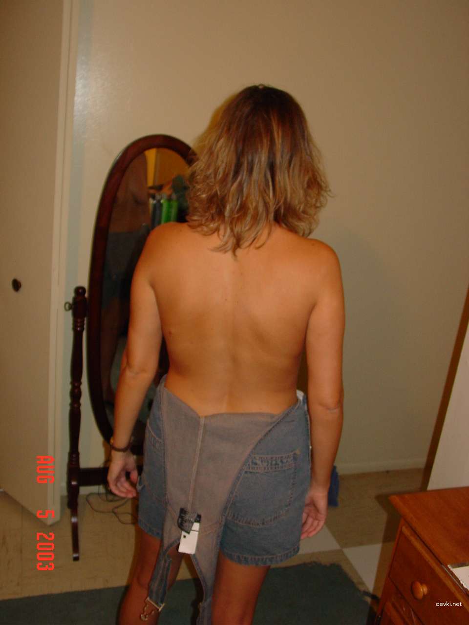 Raw Amateur Woman Porn Photos Drenched in Own Juices