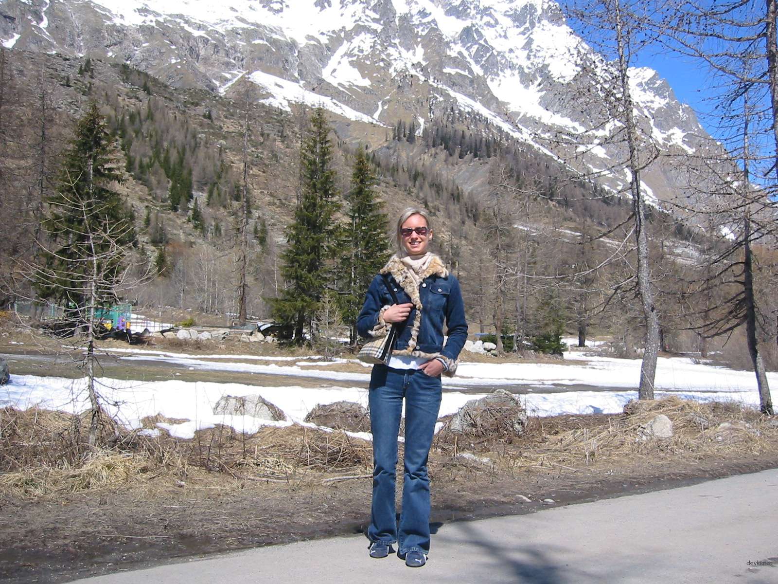 Attractive Blonde Sucking Cock - Explicit Amateur Blowjob Photo