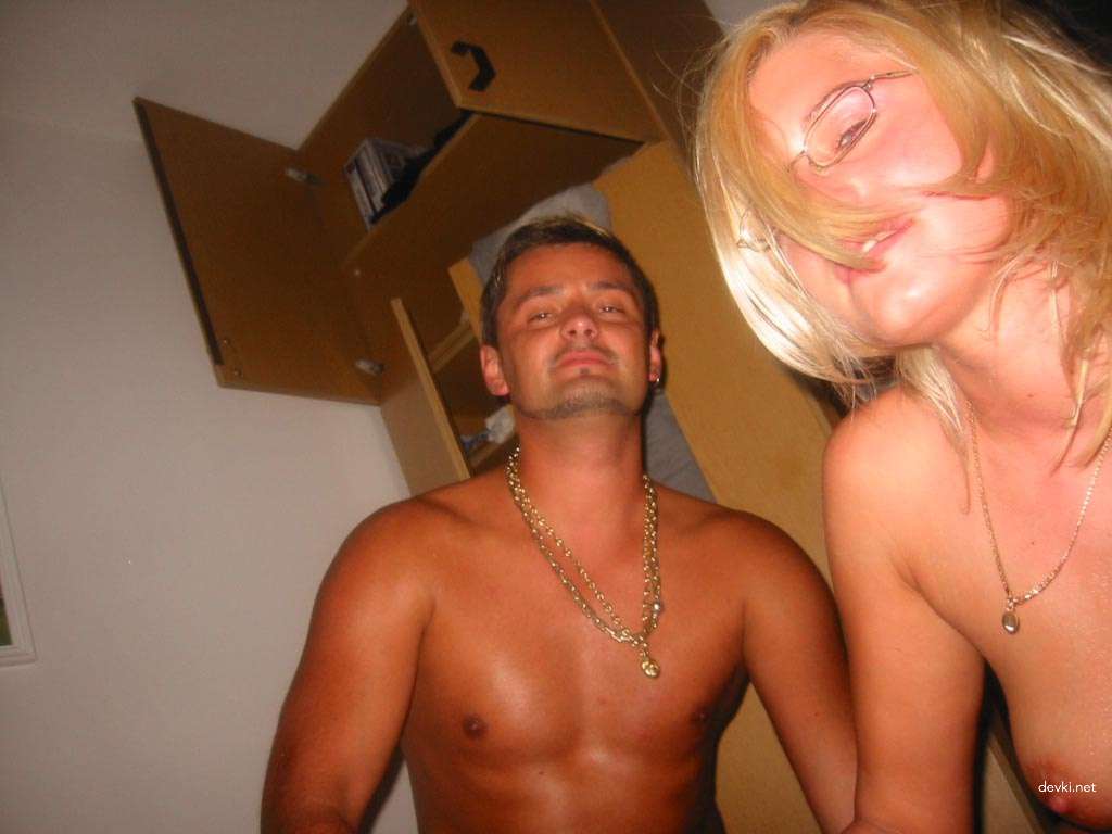 Hot Threesome: Guy Fucks Two Blondes in Amateur Porn Pic