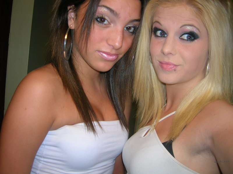 Drunk Girls Strip and Play - Amateur Porn Photos