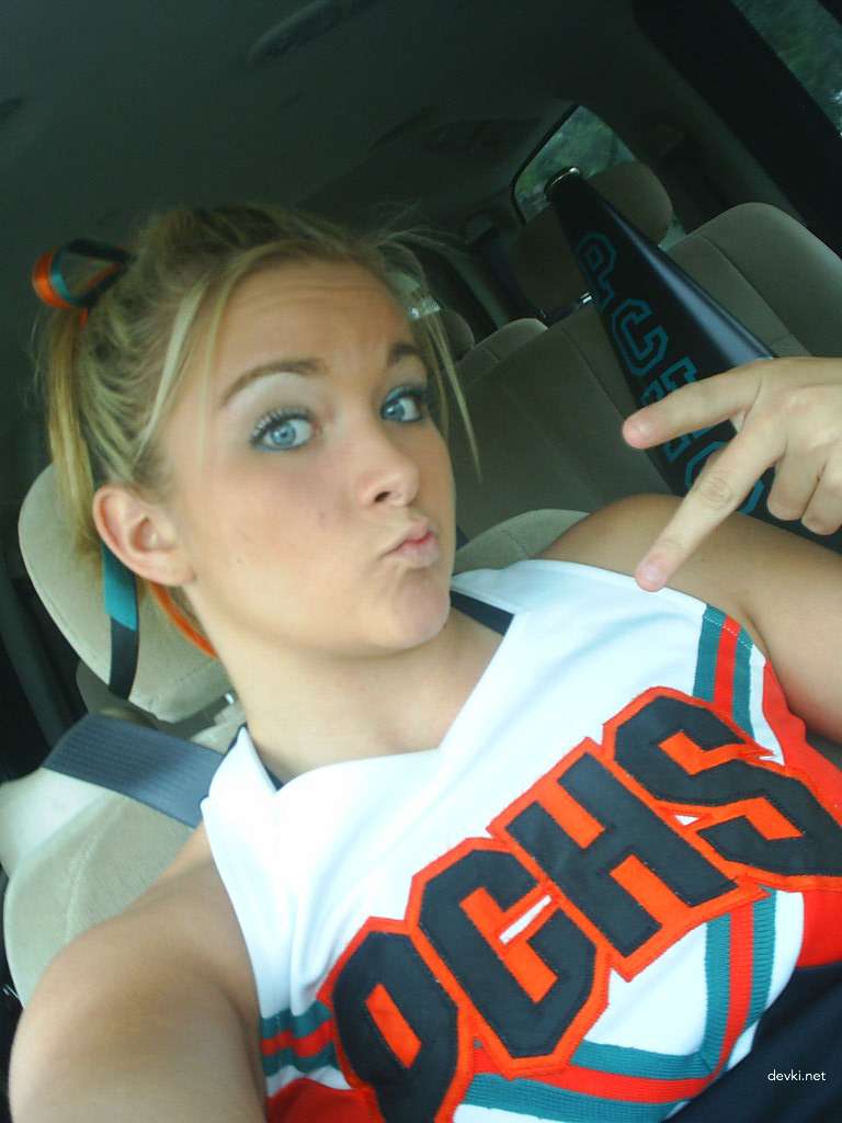 Drunk Girls Strip and Play - Amateur Porn Photos