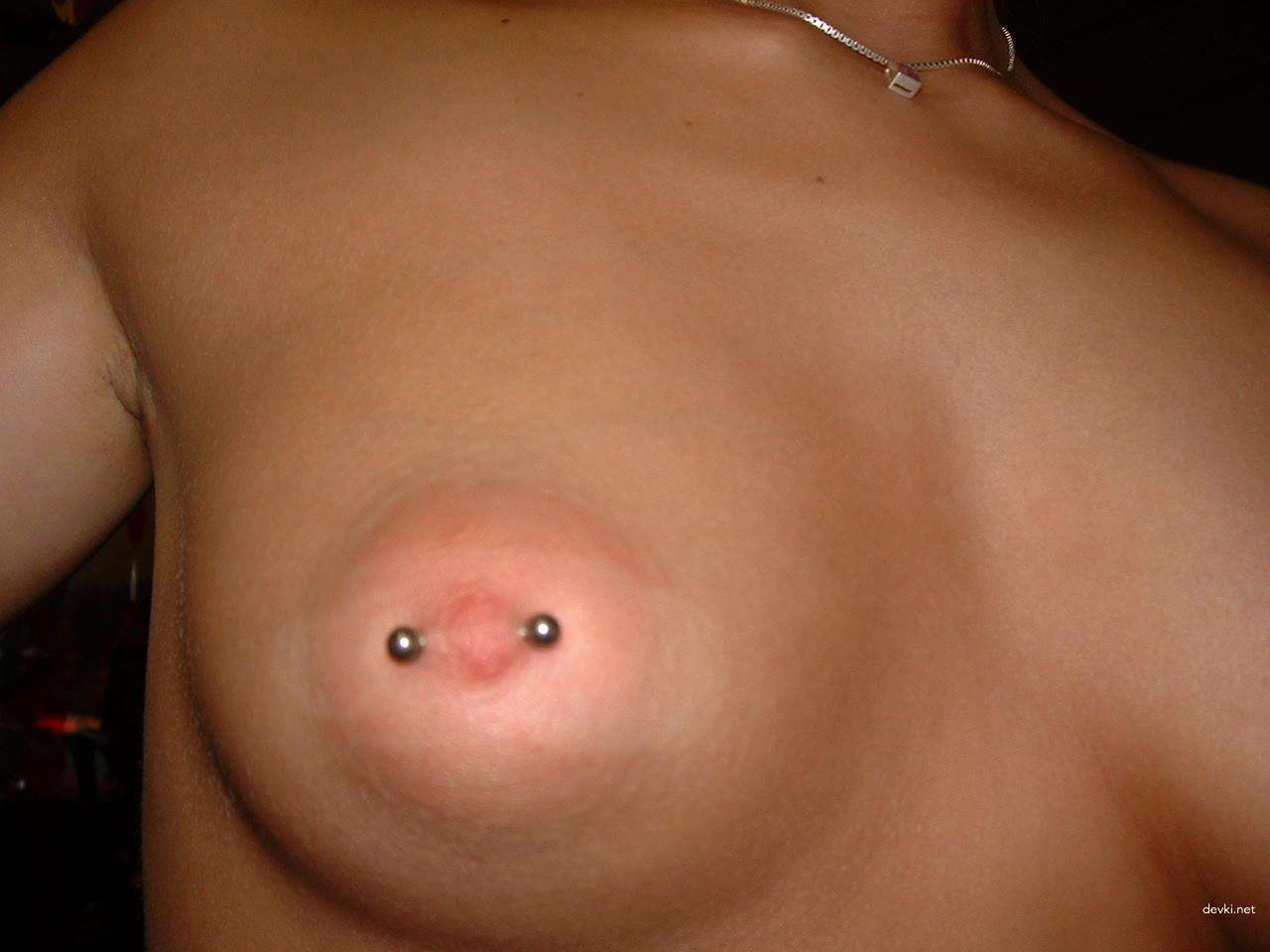 Hot Amateur Babe's Explicit Home Album - Sexy Girl's Naughty Photos