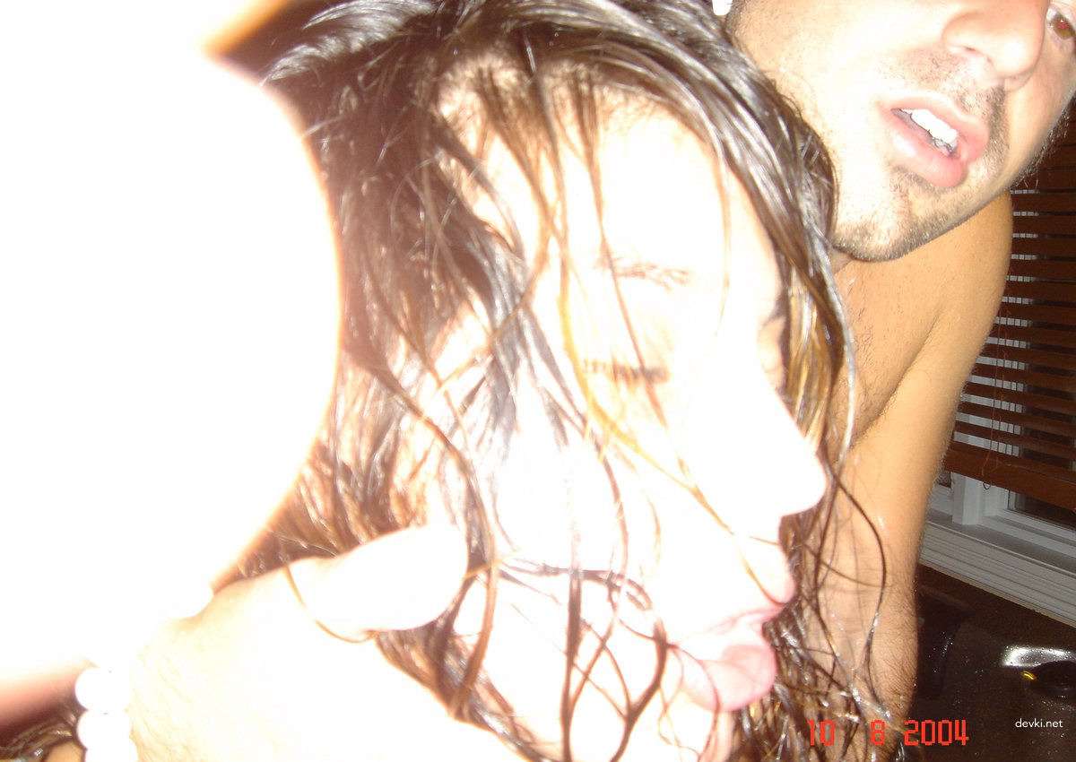 Hot Amateur Group Sex in Jacuzzi - Explicit Orgy Action