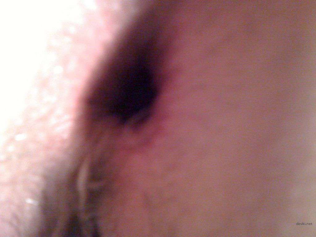 Close-up Pussy Amateur Porn Photo - Explicit and Graphic Shot