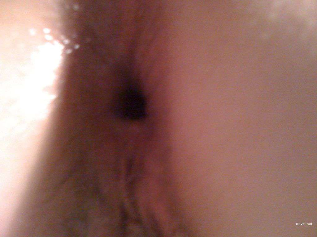 Close-up Pussy Amateur Porn Photo - Explicit and Graphic Shot