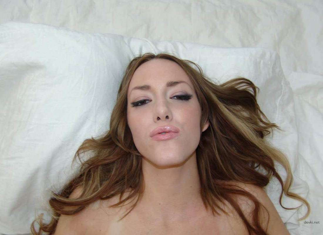 Extreme Close-Up Amateur Porn Photos: Explicit XXX Shots