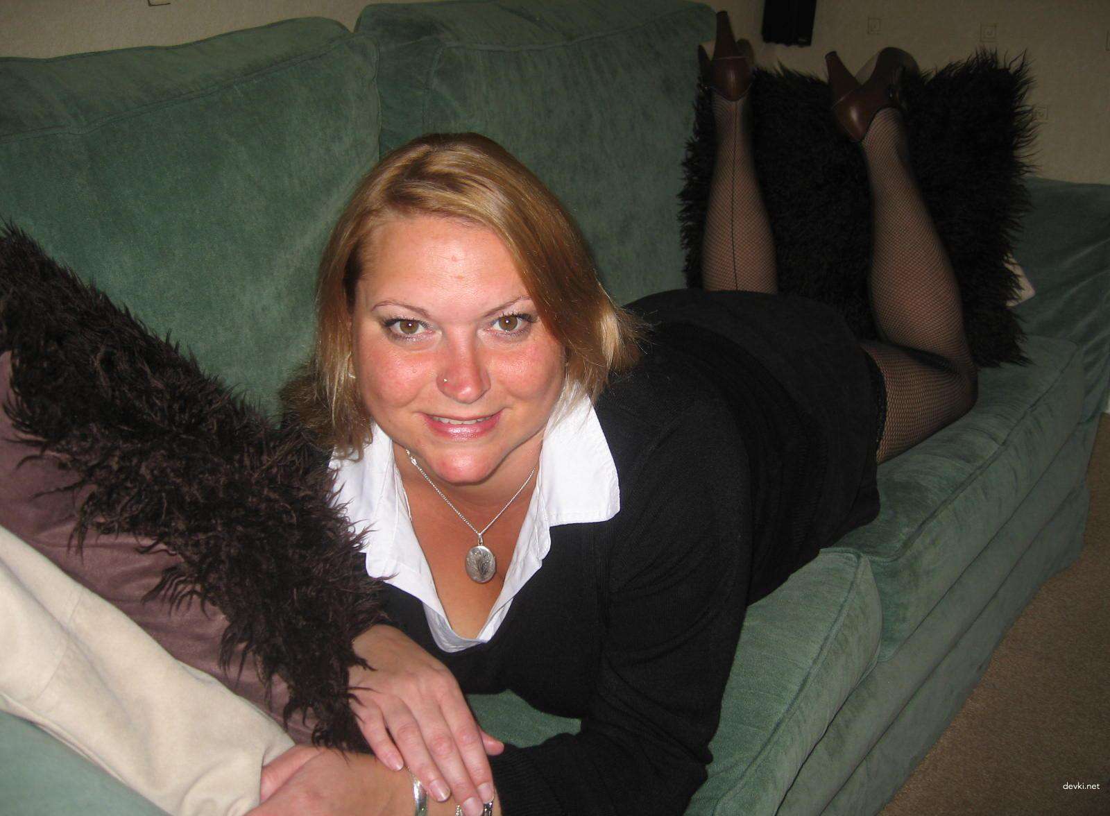 Mature Lady's Private Explicit Amateur Porn Photos