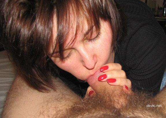 Explicit Blowjob Amateur Porn Photos - Sucking Cock XXX Pics