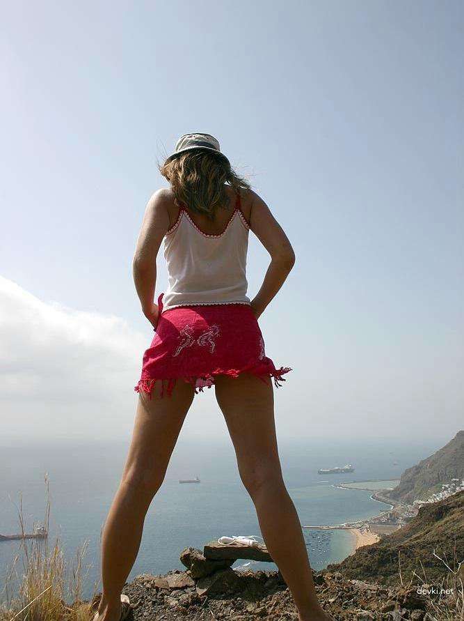 Public Sex Lovers: Explicit Amateur Couple Porn Photos