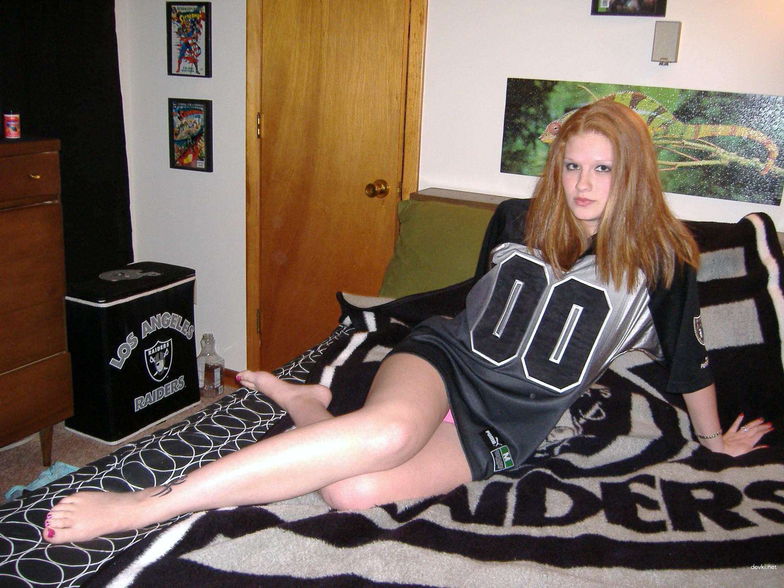 Fiery redhead loves sucking cock - XXX amateur porn photo