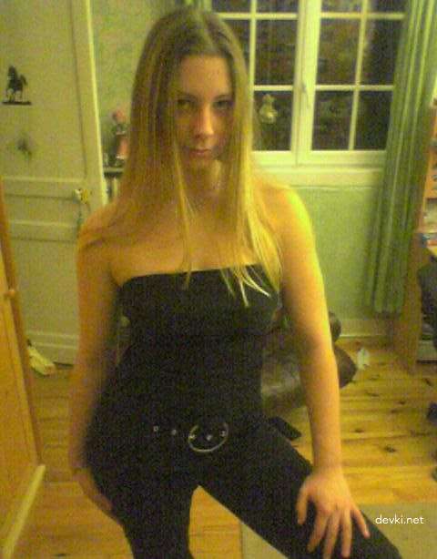 Amateur Erotica Collection: Explicit and Sensual Photos for Adults