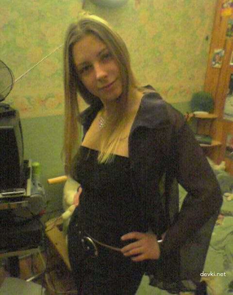 Amateur Erotica Collection: Explicit and Sensual Photos for Adults