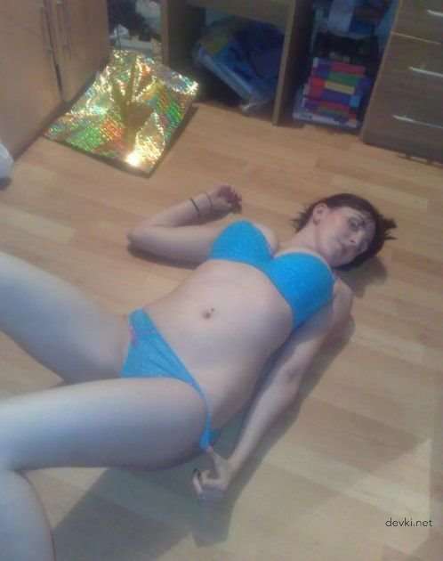 Amateur Erotica Collection: Explicit and Sensual Photos for Adults