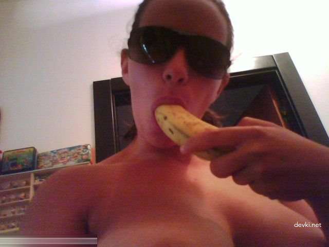 Amateur Erotica Collection: Explicit and Sensual Photos for Adults