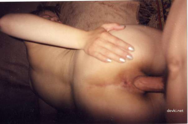 Private Amateur Porn Photos: Naked Girls Explicitly Exposed