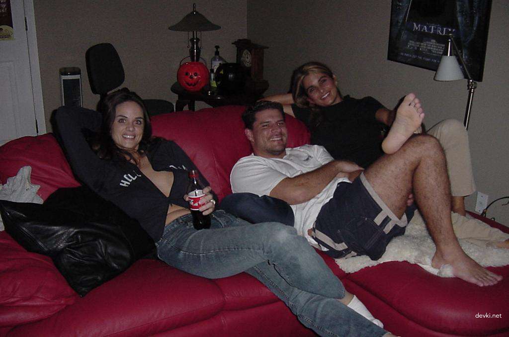 Hot Girl with Silicone Tits in Amateur Porn Pics