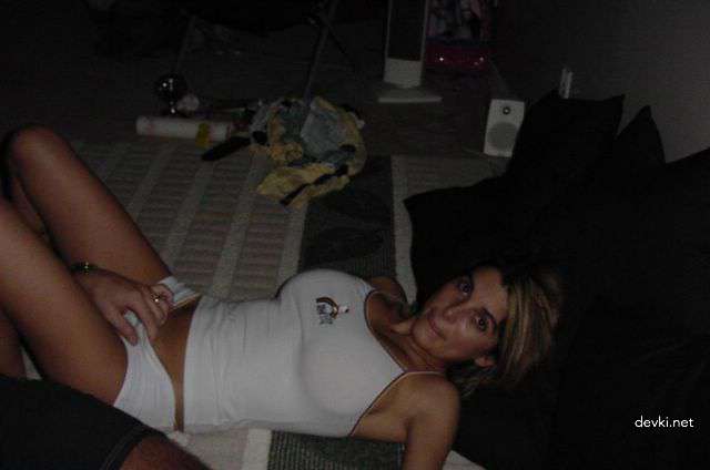 Hot Girl with Silicone Tits in Amateur Porn Pics