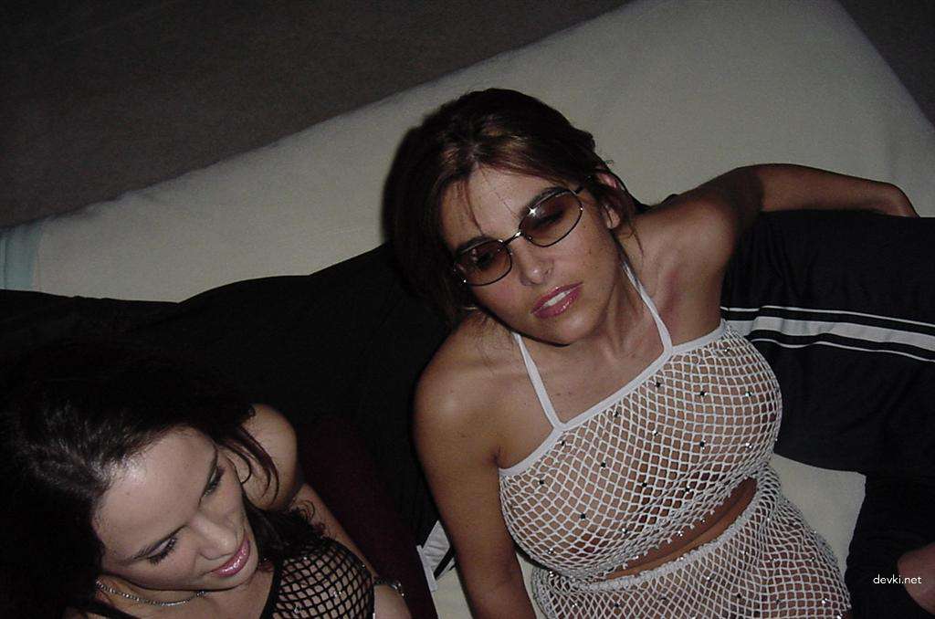 Hot Girl with Silicone Tits in Amateur Porn Pics