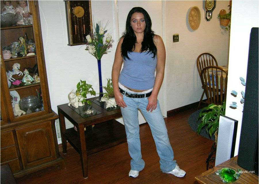 Curvy Amateur Girl Porn Photos - Explicit BBW Nude Pics