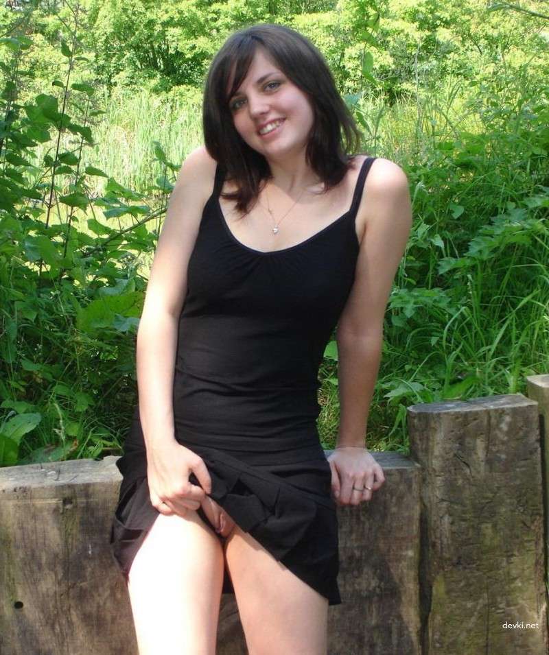 Hot Amateur Sex Vacation with Girlfriend - Explicit Homemade Porn Pics