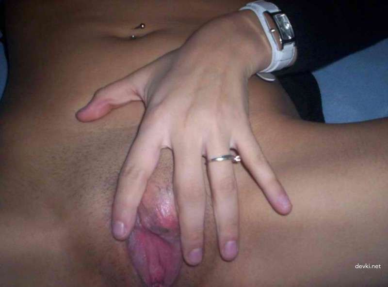 Hot Brunette Amateur Sex - Explicit Homemade Porn Pics