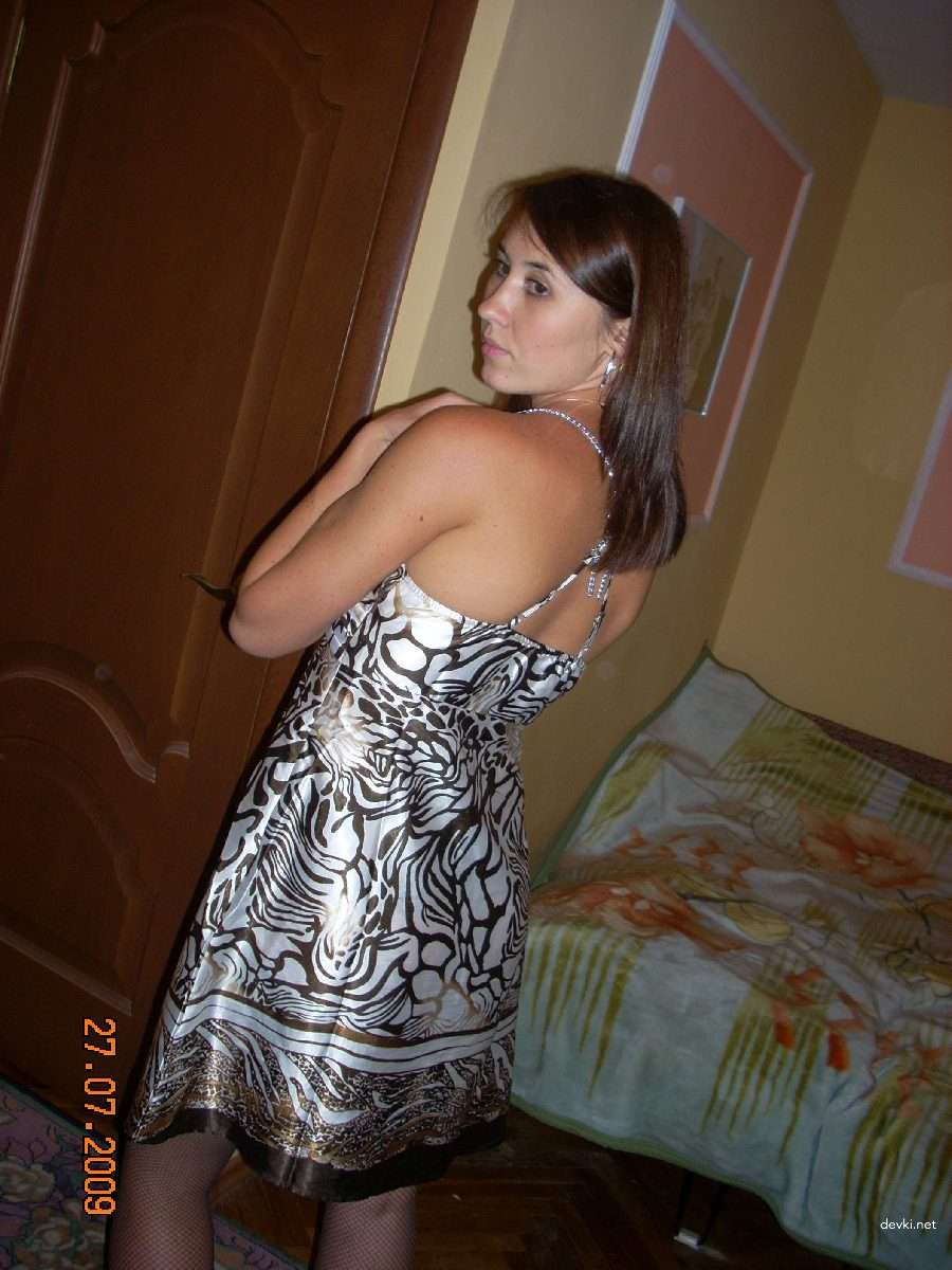 Hot Amateur Porn Pics of Cute Woman - Explicit XXX Photos