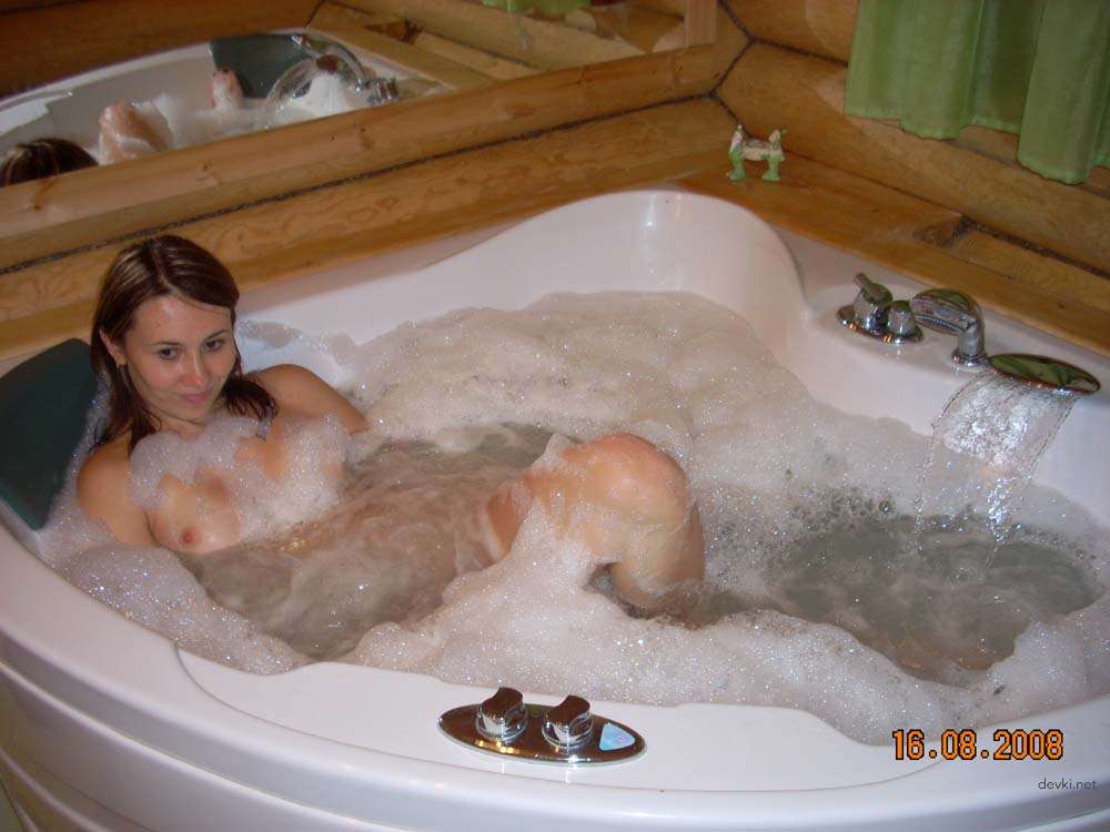 Hot Amateur Porn Pics of Cute Woman - Explicit XXX Photos