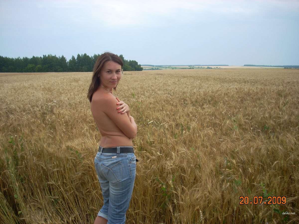 Hot Amateur Porn Pics of Cute Woman - Explicit XXX Photos