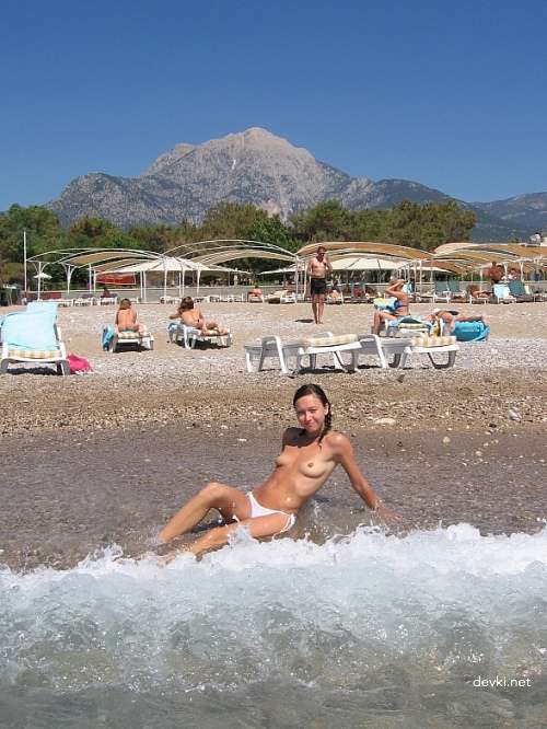 Hot Amateur Vacation Porn Pics of Girlfriend - Explicit Homemade Sex Photos