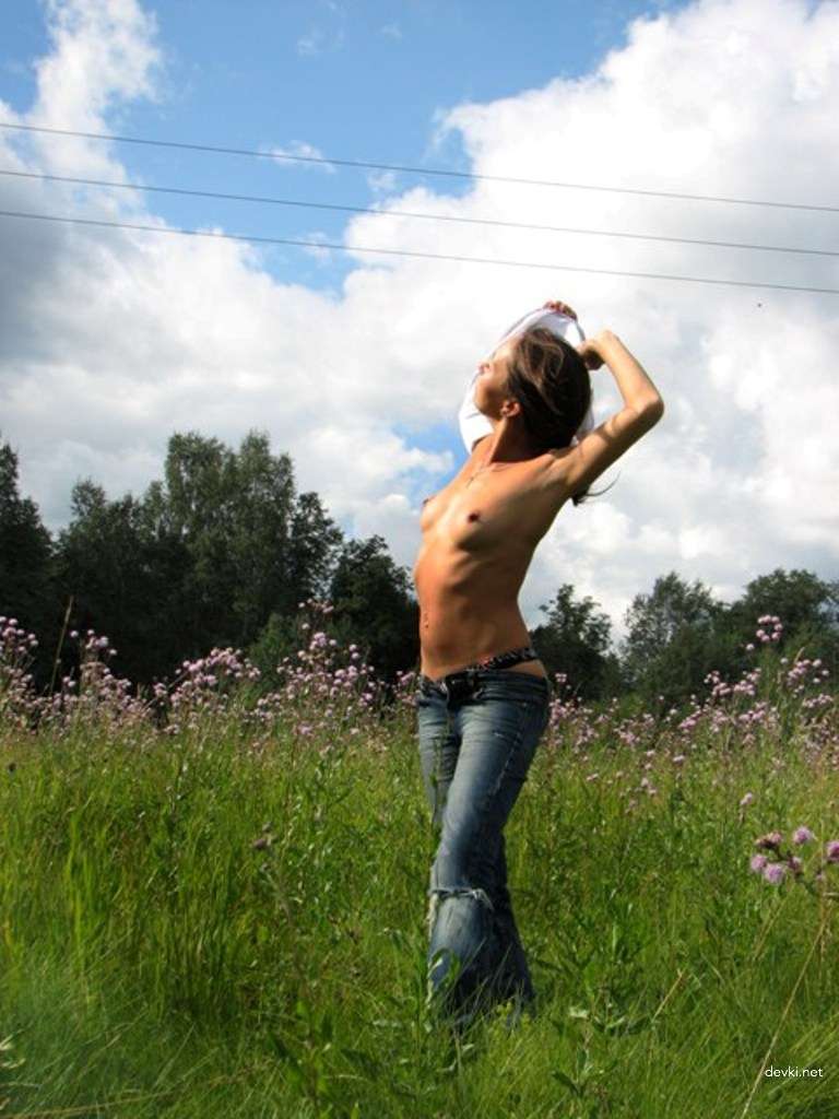 Hot Amateur Vacation Porn Pics of Girlfriend - Explicit Homemade Sex Photos