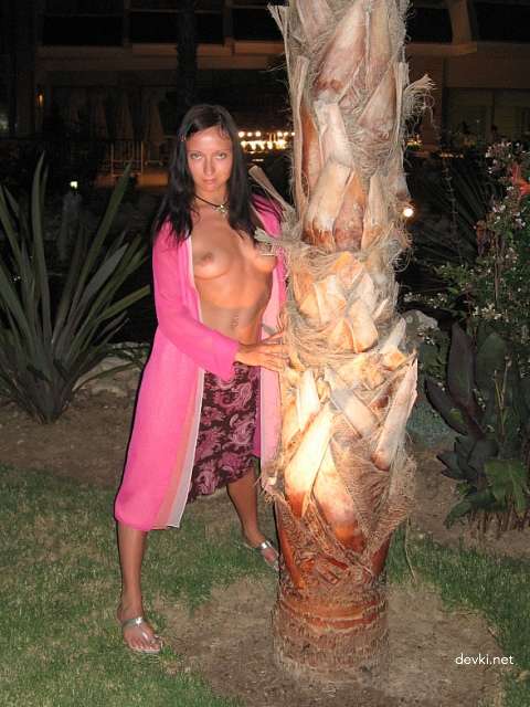 Hot Amateur Vacation Porn Pics of Girlfriend - Explicit Homemade Sex Photos