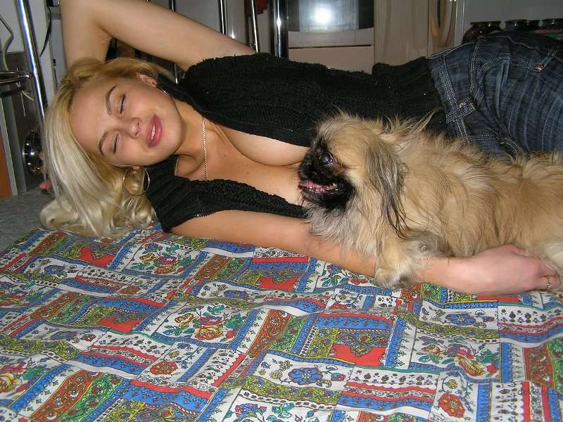 Explicit Amateur Porn Pics of Naughty Teen - Hardcore Sex Photos