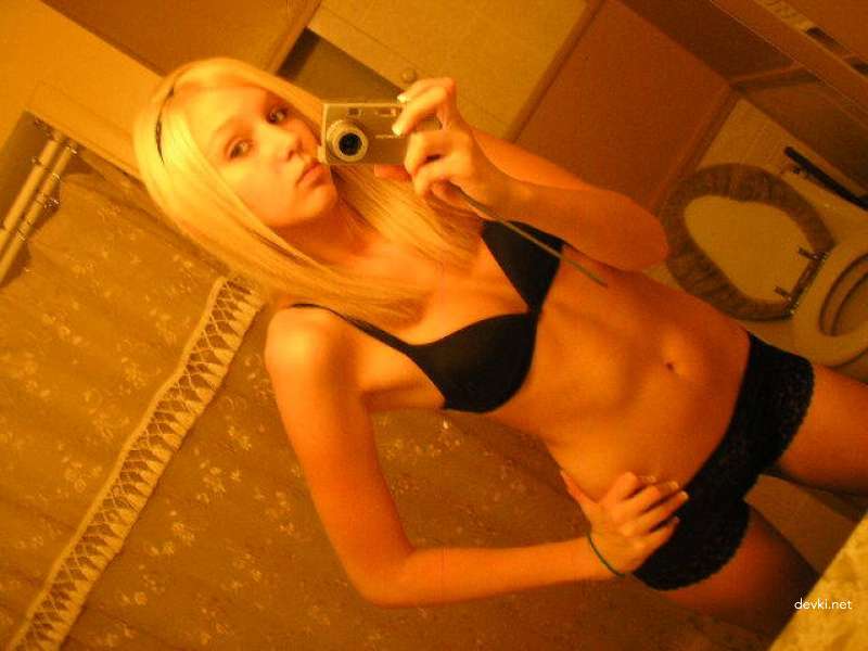 Amateur Teen with Small Boobs Selfie - Explicit Young Girl Photo