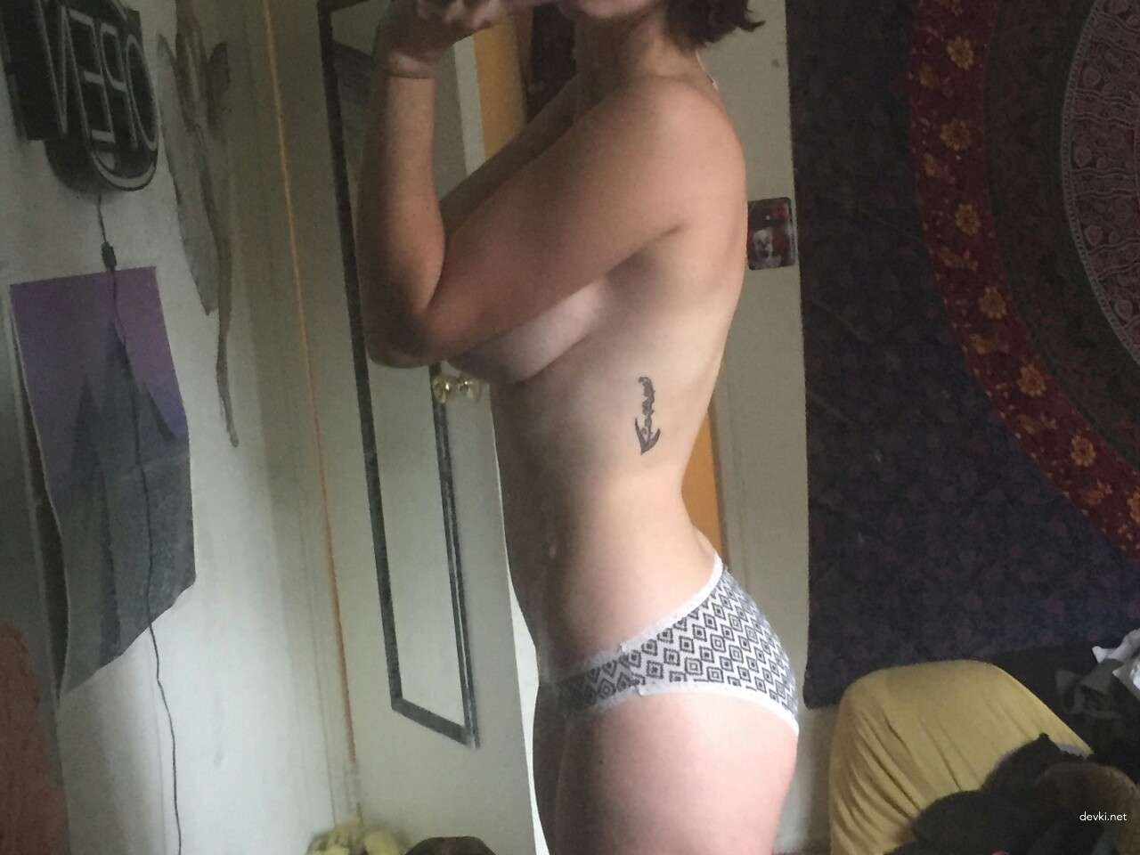 Private Amateur Porn Photos of Girl with Stunning Body: Explicit and Uncensored!