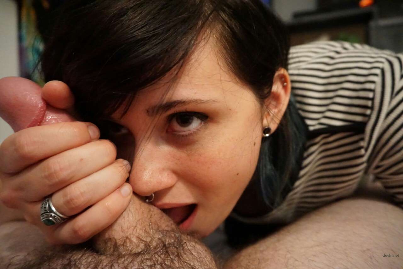 Private Amateur Porn Photos of Girl with Stunning Body: Explicit and Uncensored!