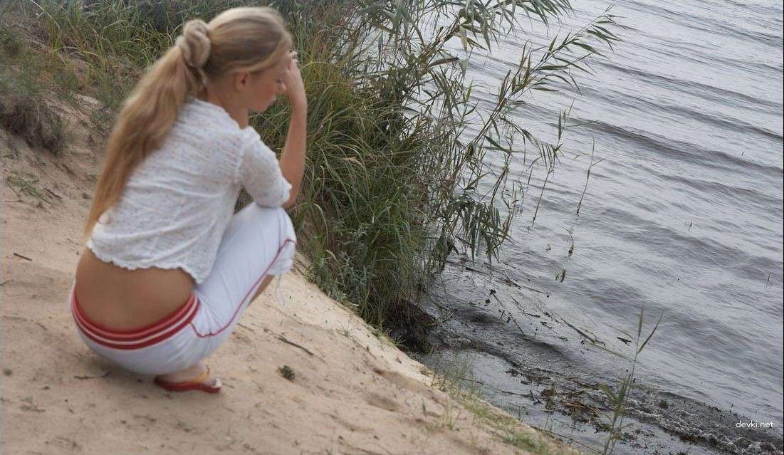 Wild Outdoor Erotica: Hot Amateur Photos in Nature