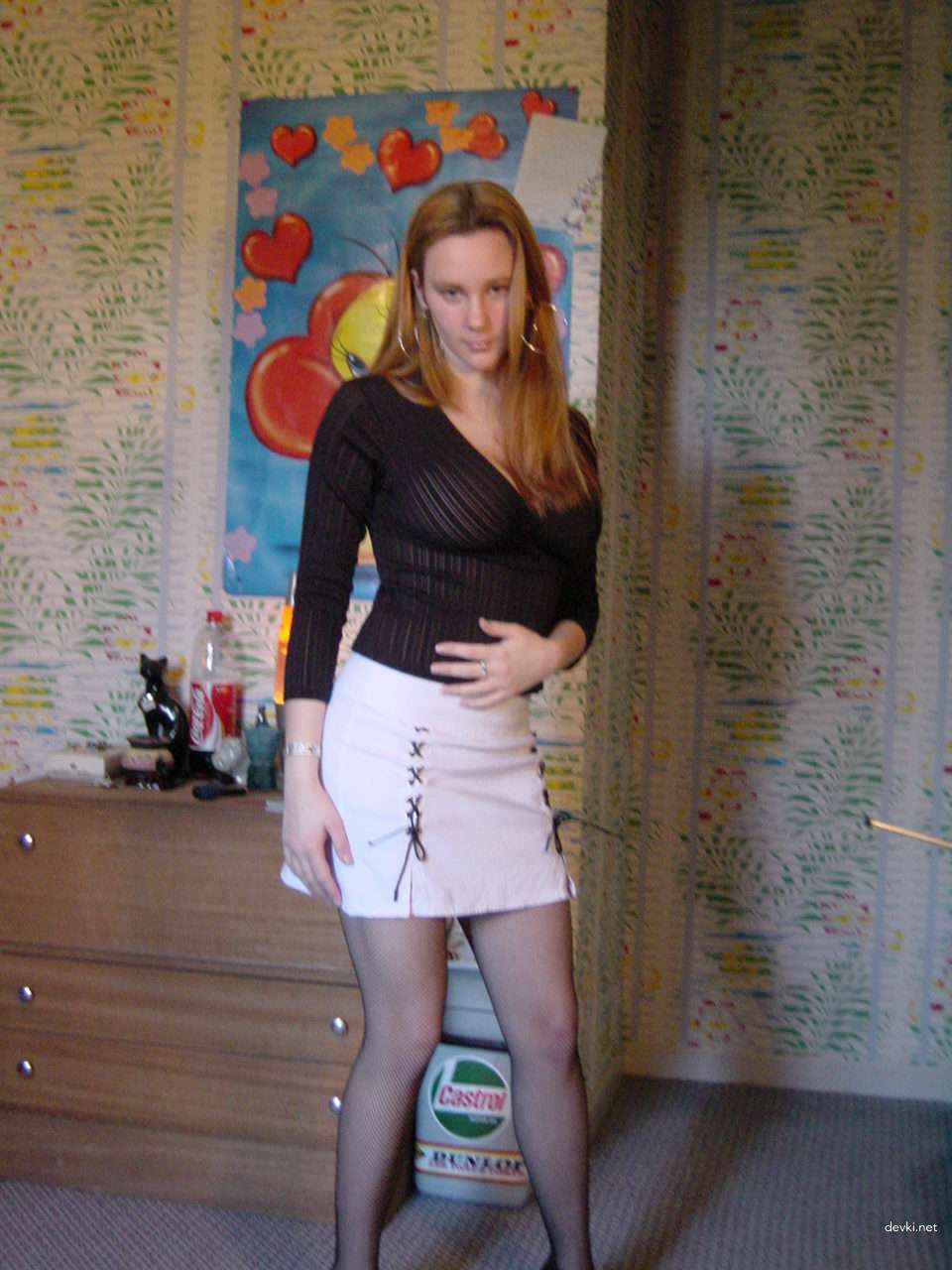Sexy Girl with Stunning Body: Explicit Amateur Photo