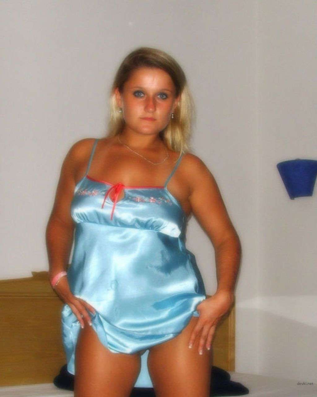 Curvy Slut Strips Naked and Fucks - Amateur Porn Photo