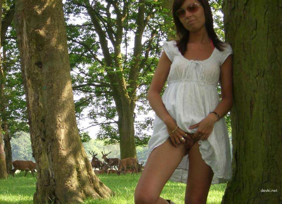 Amateur Slut's Explicit Private Sex Photos - Naughty Prankster Exposed