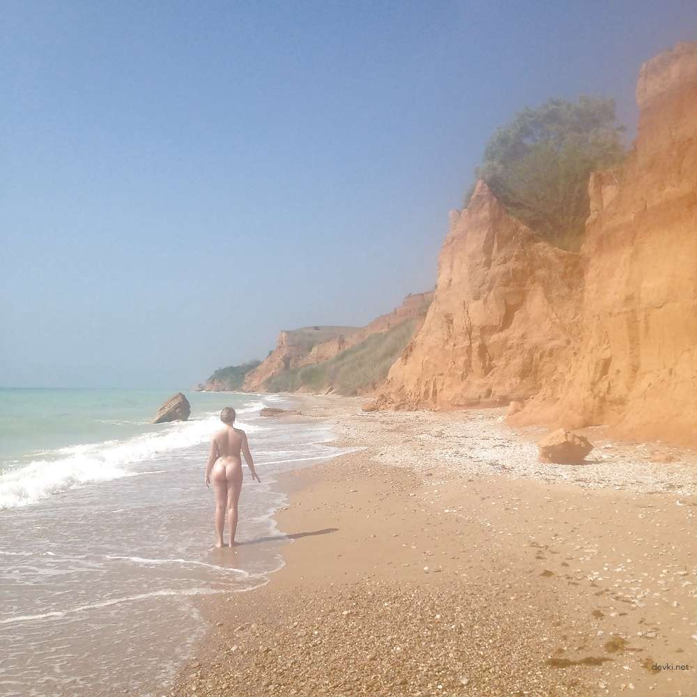 Explicit Nude Nudist Amateur Porn Photos