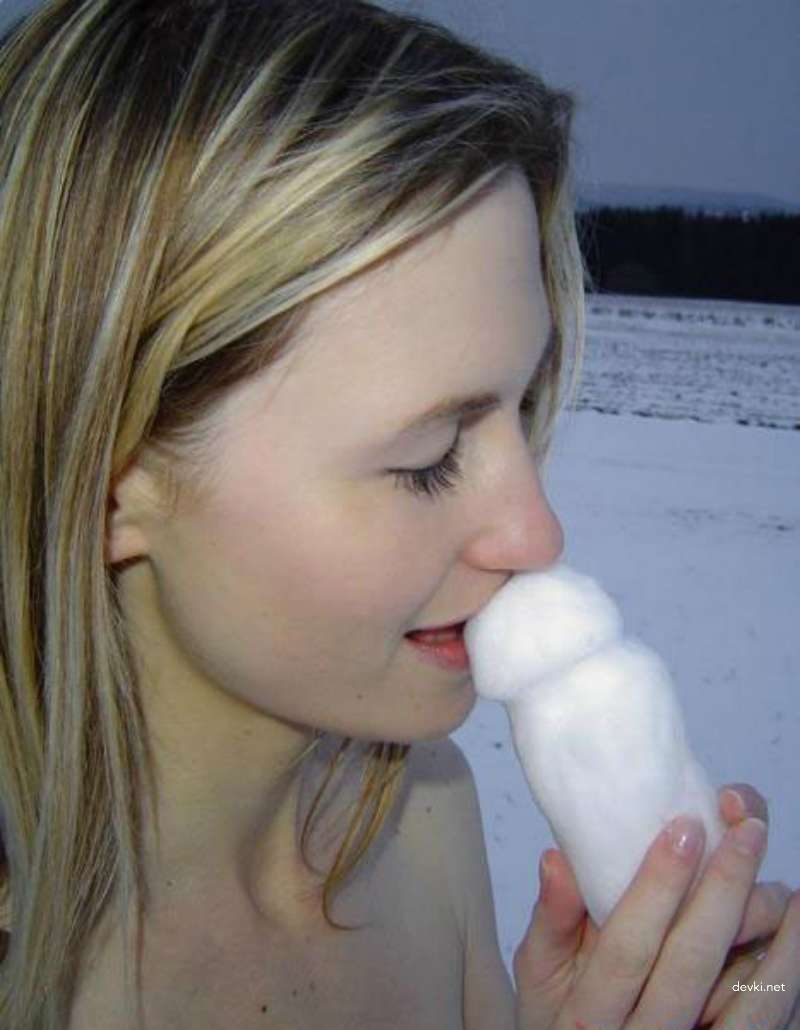 Amateur Slut Fucks and Sucks Cock - Hardcore XXX Photos