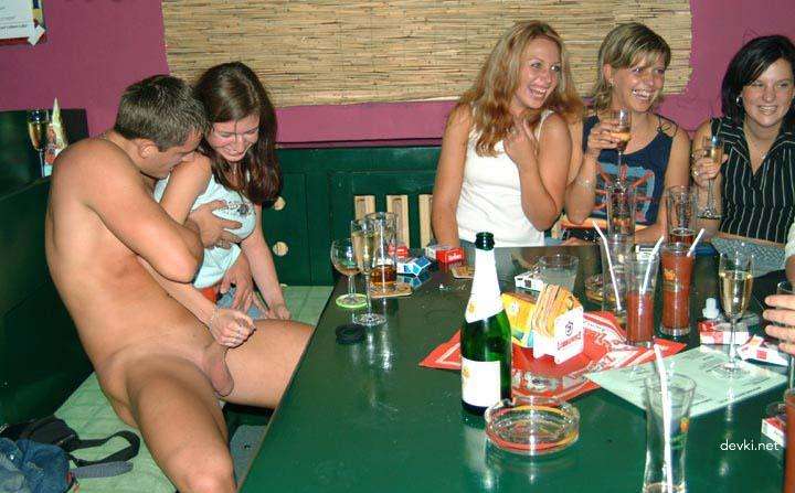 Wild Amateur Sex Party Photos - Explicit XXX Pics