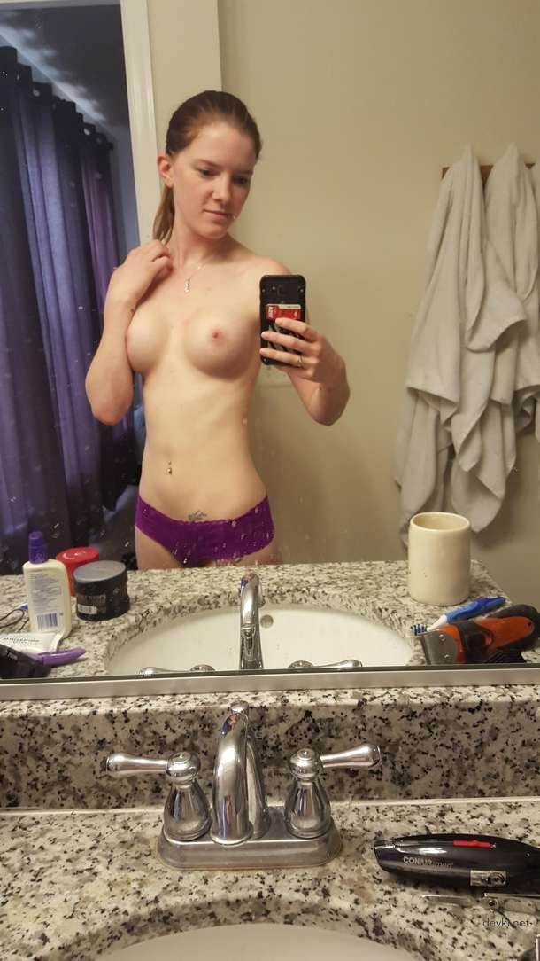 Skinny Babes' Private Porn: Explicit Amateur Photos