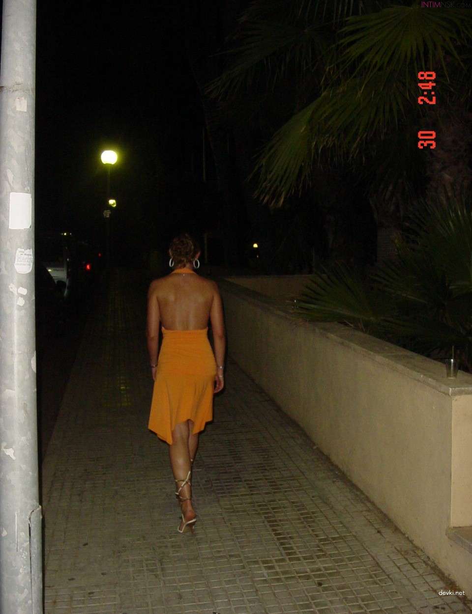 Big Booty Babe's Naughty Vacation Snaps: Amateur Porn Photos