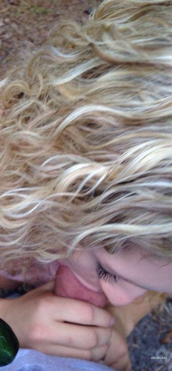 Hot Babes Amateur Porn Pics: Explicit Beauty in XXX Photos