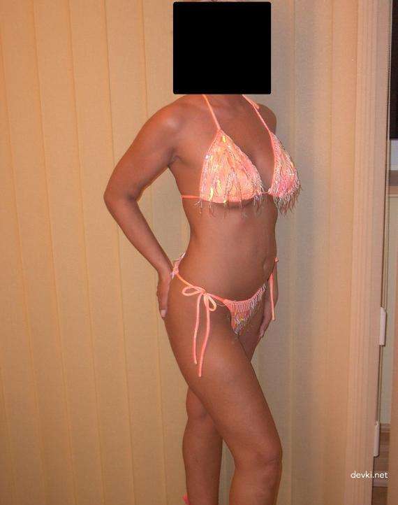 Hot tanned MILF in amateur porn photo - Explicit homemade sex tape