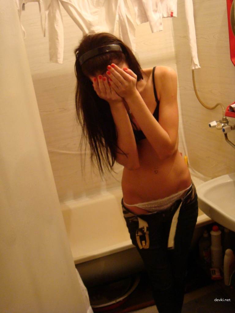 Young Couple's Explicit Sex Photos: Amateur Porn Pics Full of Passion and Lust!