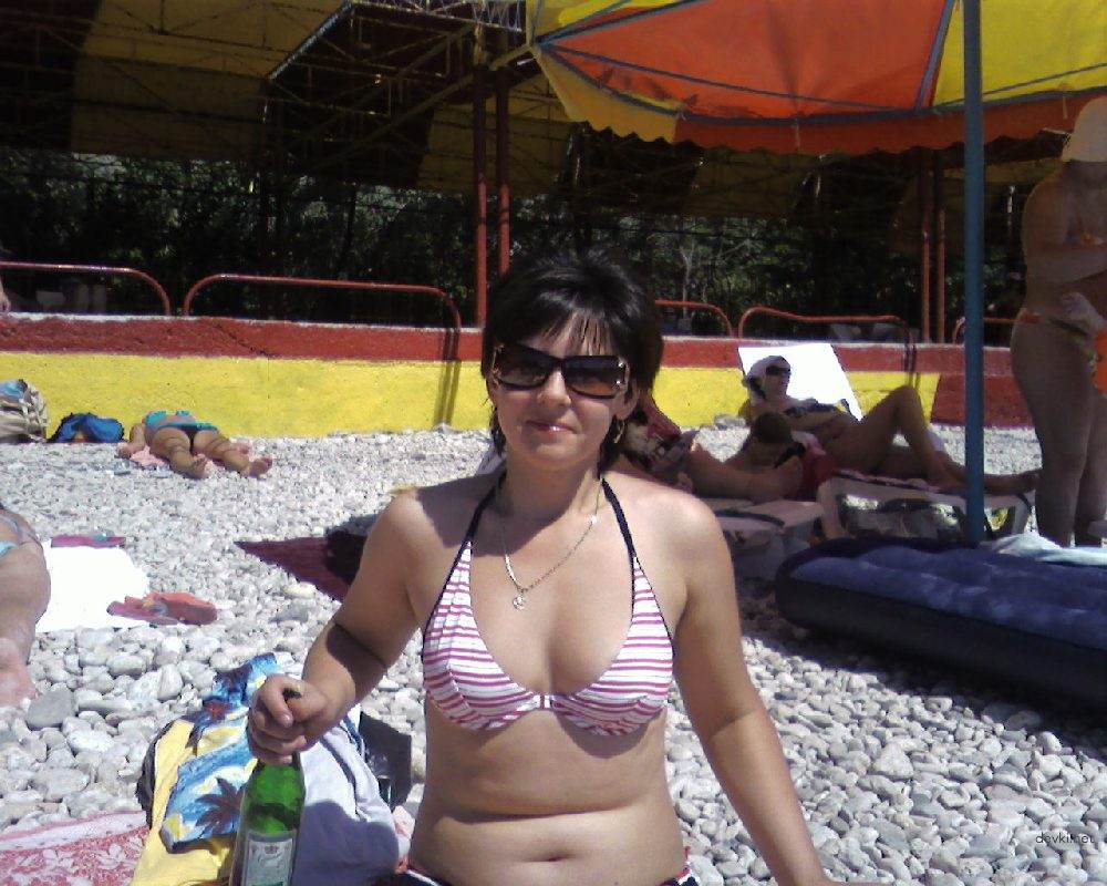 Private Homemade Porn Photos of Attractive Woman: Explicit Amateur XXX Pictures