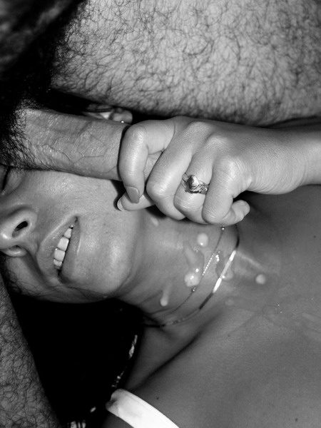 Black and White Amateur Sex Photos: Explicit XXX Pictures