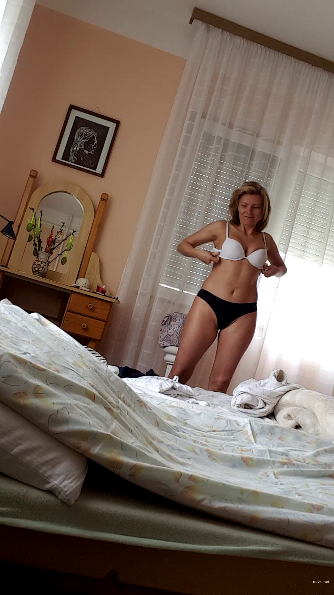 Hot Amateur MILF's Homemade XXX Pics: Explicit and Uncensored!